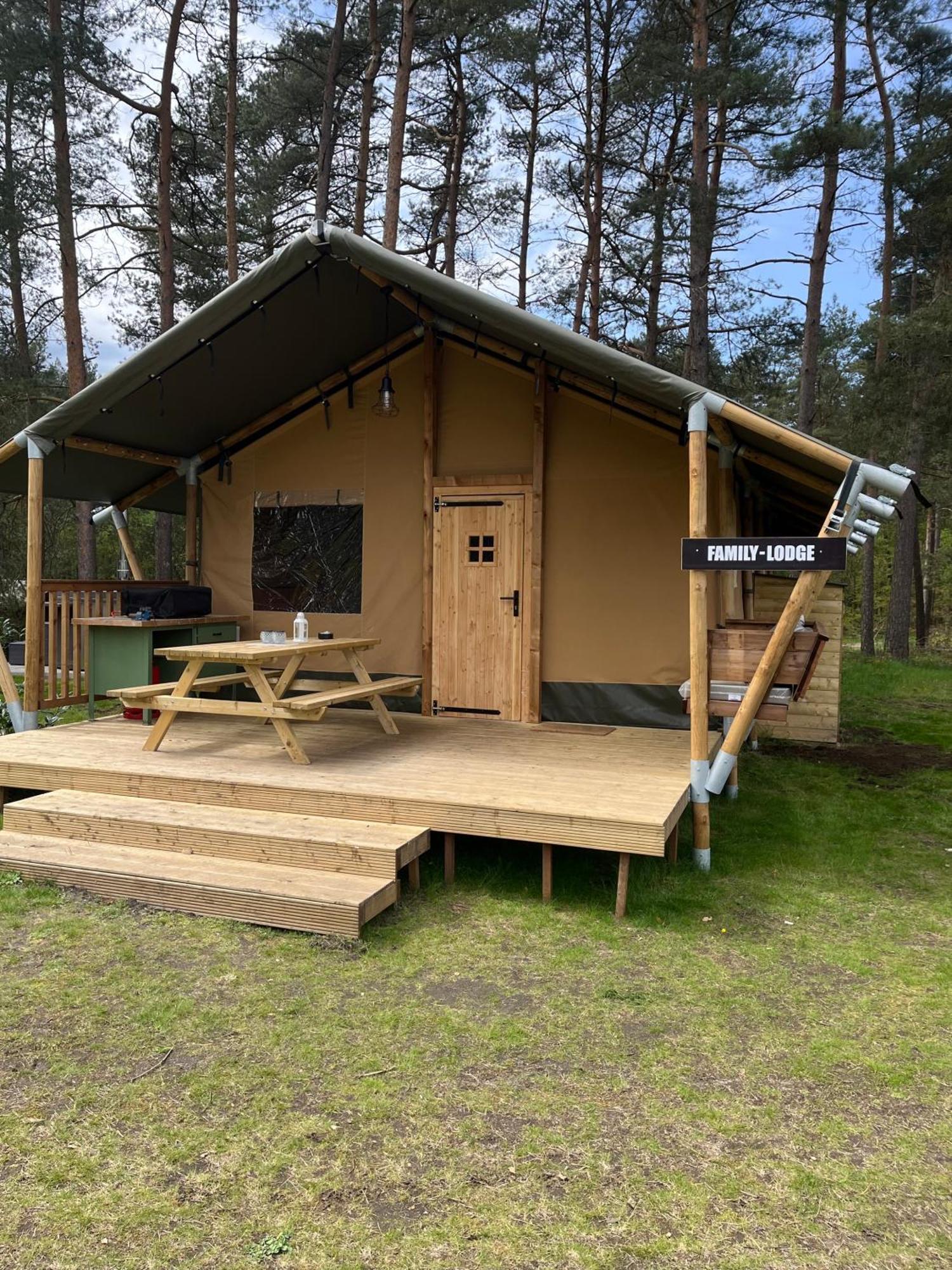 Glampingzelt Family - Lodge Soltau Buitenkant foto